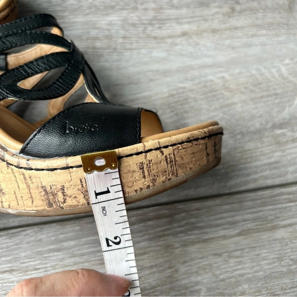 BOC Born Concept Black Leather Wedge Heels Sandals - Picture 13 of 16